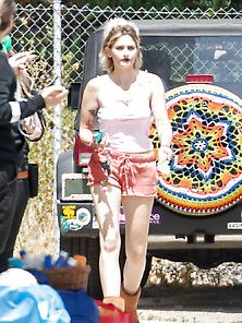 Paris Jackson On Set In La 4-24-17