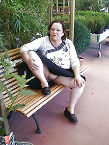 Grosse Mature Exhib