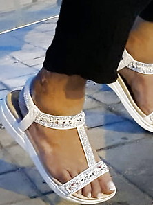 Candid Capture Of Mature Latin Feet