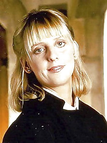 Emma Chambers