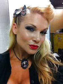 Beth Phoenix (Wwe Diva)