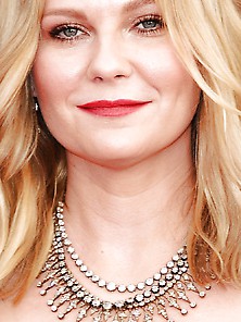 Kirsten Dunst At 2017 Sag Awards