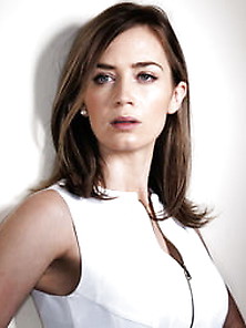 Emily Blunt Hot Milf