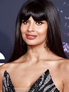 Jameela Jamil Cleavage