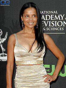 Victoria Rowell