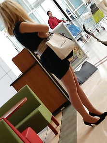 Sexy Young Blond Legs Miniskirt Heels Minijupe Jambes Blonde