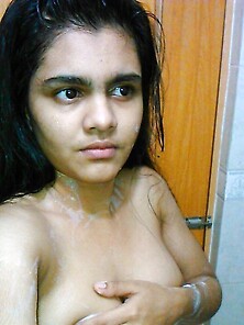 Desi Young Amateur Girl