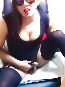 Big cock ts jerks