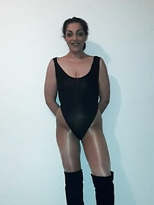 Amateur Milf Shiny Pantyhose Overknees Big Ass Small Tits