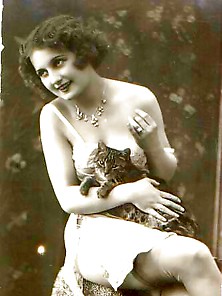 Vintage Lady's & Pussies -Num-002