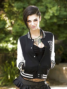 Bonnie Rotten V