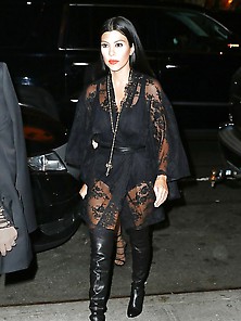 Kourtney Looks Amazing In Sexy Black Outfit