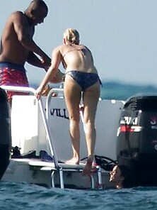 Bikini Pics Of Jennifer Lawrence