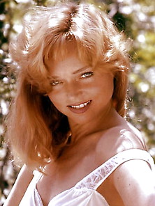 1959 - 07 -Yvette Vickers - Mkx