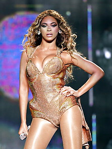 Beyonce Smelly Nylon Sweaty Pantyhose