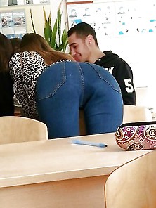 Ass In Djeans