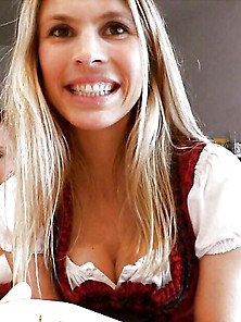 Sexy Dirndl Girls 87