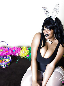 Horny Easter Bunny