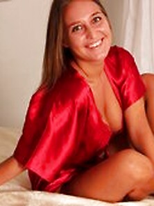 Teen 19yo dildo webcam