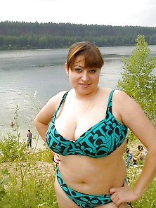 Busty Russian Woman 2830