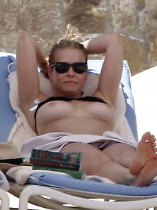 Celeb Sunday Chelsea Handler