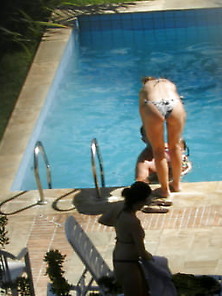 Voyeur Vizinha Piscina 44