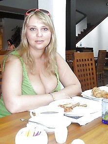 Busty Russian Woman 2754