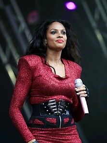 Gorgeous Sexy Alesha Dixon On Stage Upskirt