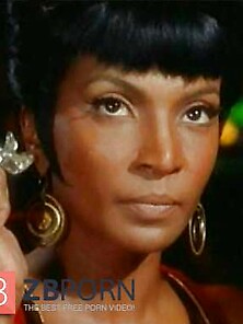 Lt.  Uhura - Nichelle Nichols Naked - Vintage