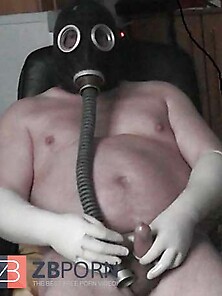 Masturbating In Gasmask