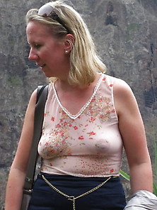 Braless Mature Women 068.