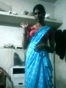 Sruthyshobana,  Sister