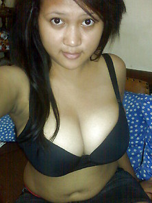 Tina,  Big Naturals Indonesian Tits