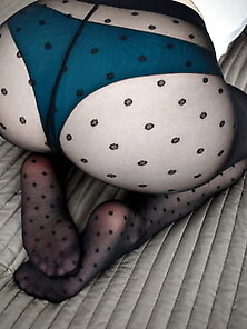 Black Dotted Pantyhose