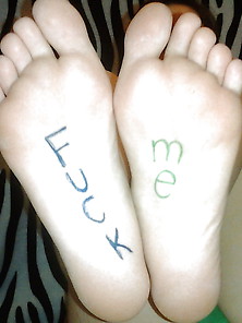 Write Feet Foot Soles Ayak Taban