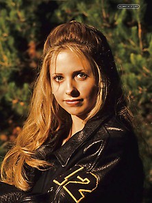 Sarah Michelle Gellar The Good Old Days !!