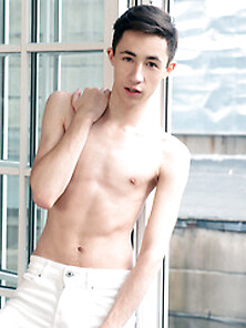 White Young Gay Seductivedorian