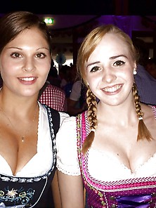 Hot Girls In Dirndl 17