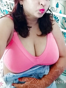 Saavi Bhabhi