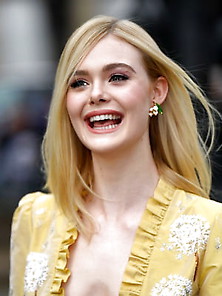 Elle Fanning Miu Miu