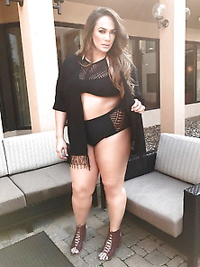 Nia Jax (3)