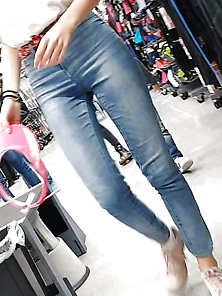 Nice Teen Ass In Tight Jean S 2