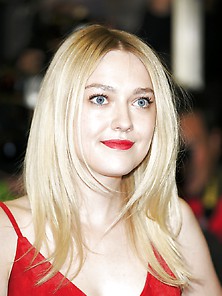 Dakota Fanning Effie Gray Premieres