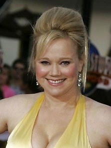 Caroline Rhea