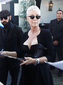 Jamie Lee Curtis Cleavage