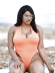 Lateysha Grace: Plump Ass Fuckmeat - Ameman