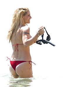 Michelle Hunziker - New And Sexy Bikini Pics 2017