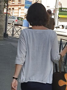 Culs De Milf Dans La Rue